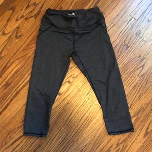 Gray Capri leggings- size small